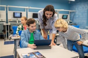 La tecnología de la educación facilita el aprendizaje