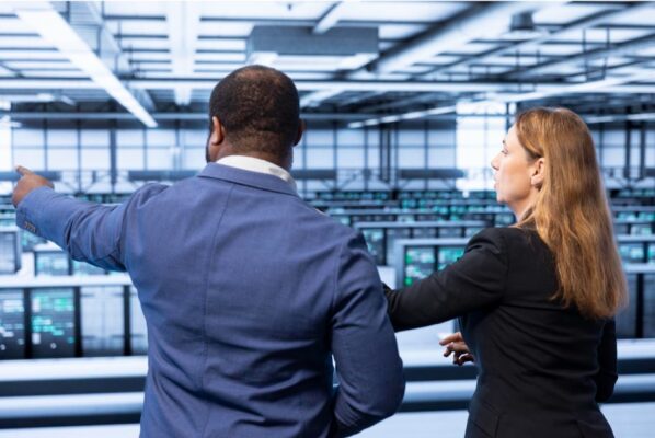 Cortafuegos inteligentes para proteger Data Centers híbridos y entornos IoT